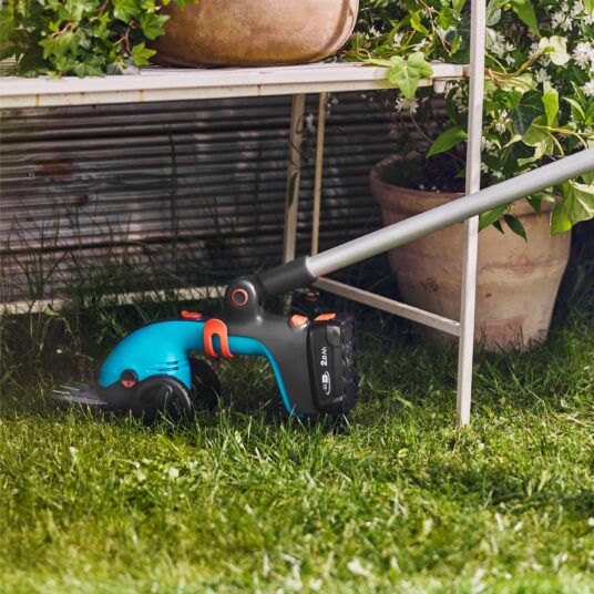 Akumulátorové nožnice na trávu a kríky PowerCut 20/18V sada – bez akumulátora