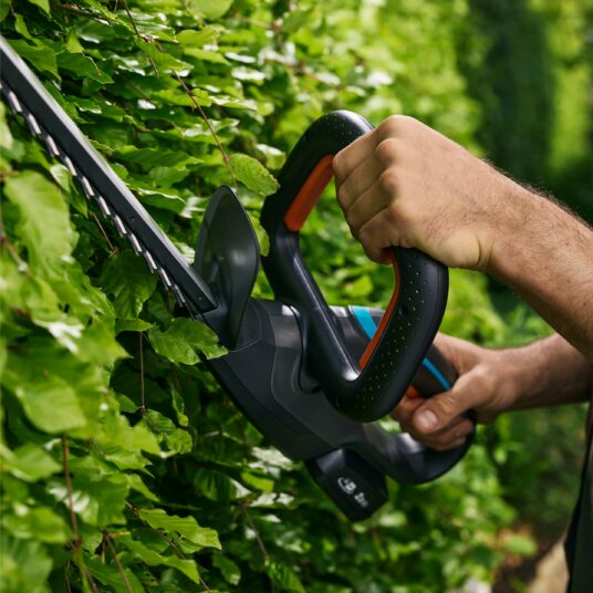 Akumulátorové nožnice na živý plot EasyCut 45/18V – set