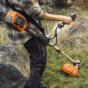 Husqvarna 220iR s akumulátorom a nabíjačkou